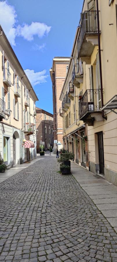 Ca' Balenga - Centralissimo Con Posto Auto Coperto Gratuito Asti Exterior foto